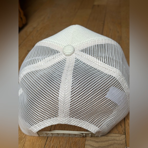 Anthropologie hat - Picture 8 of 8